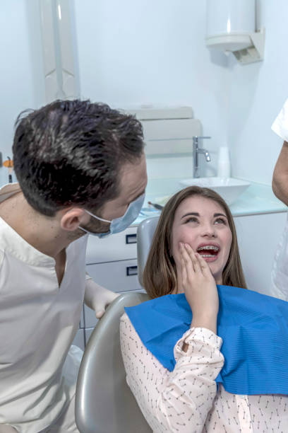 Best Emergency Dentist for Knocked-Out Tooth in Hunter, TN